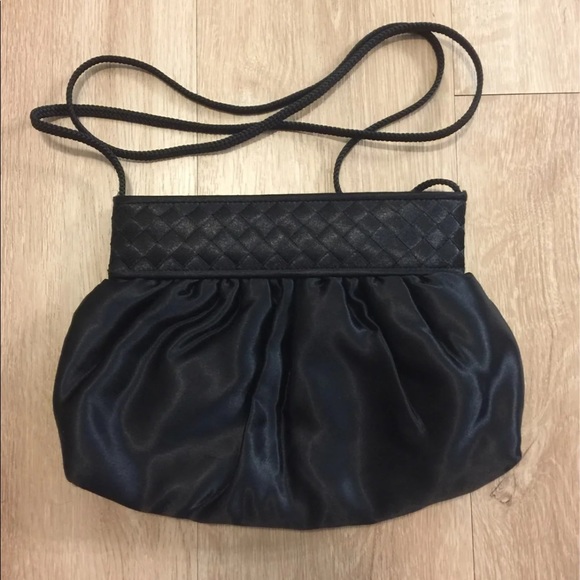 La Regale Bag - Picture 1 of 4